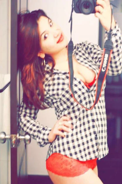 Bandra call girl